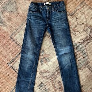 Levi’s 711 Skinny Jeans